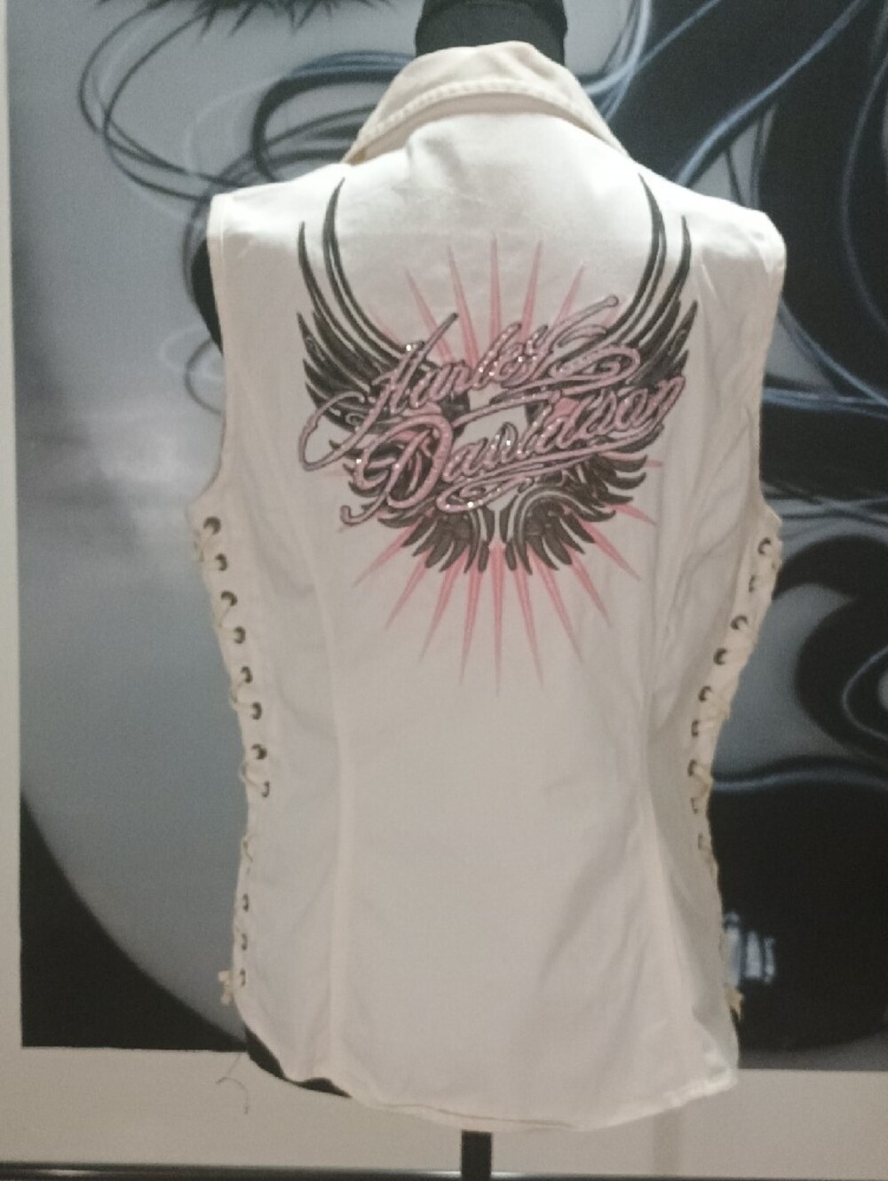 Harley-Davidson White Sleeveless Zip Front Lace-Up Side Vest. Pink & white Sz Lg - Picture 2 of 4
